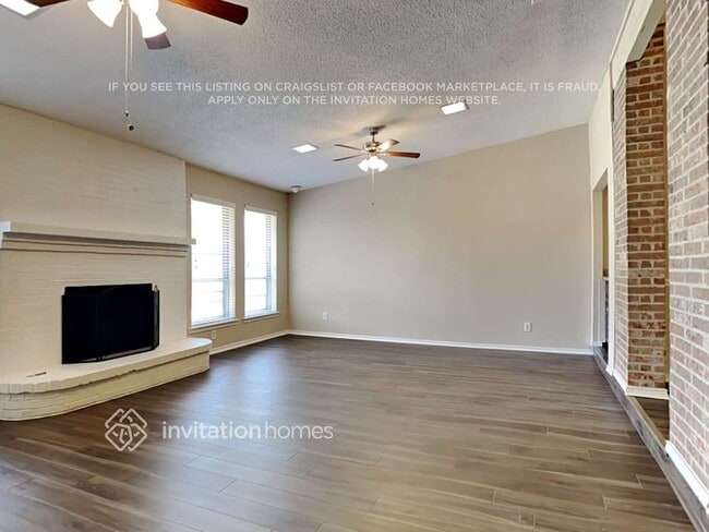 Foto del edificio - 934 Echobrook Pl