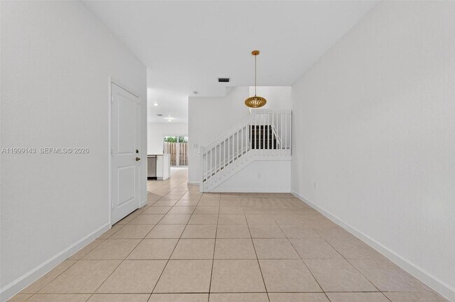 Foto del edificio - 2662 SE 10th St