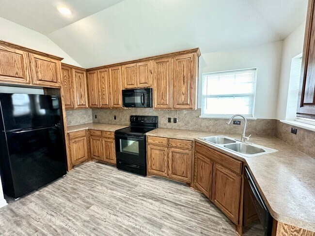 Foto del edificio - Charming home in Midway ISD.