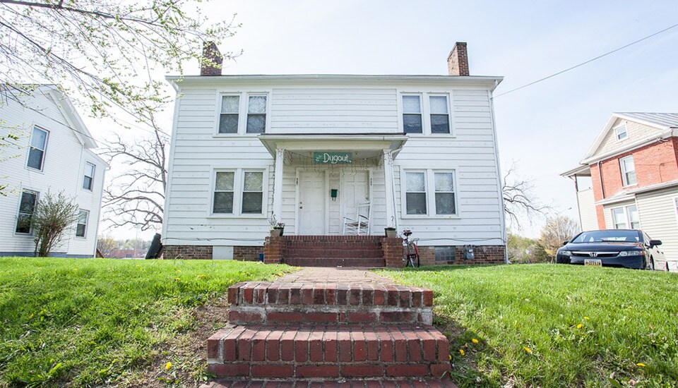 Primary Photo - 285 Old South High St