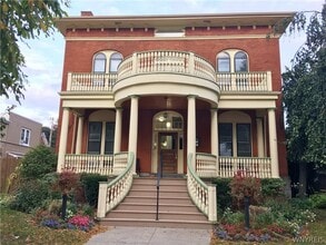 Building Photo - 455 Franklin St