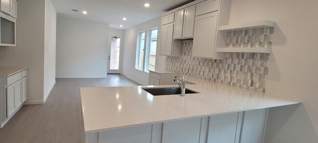 Foto del edificio - 27326 Sweetwater Bay Dr
