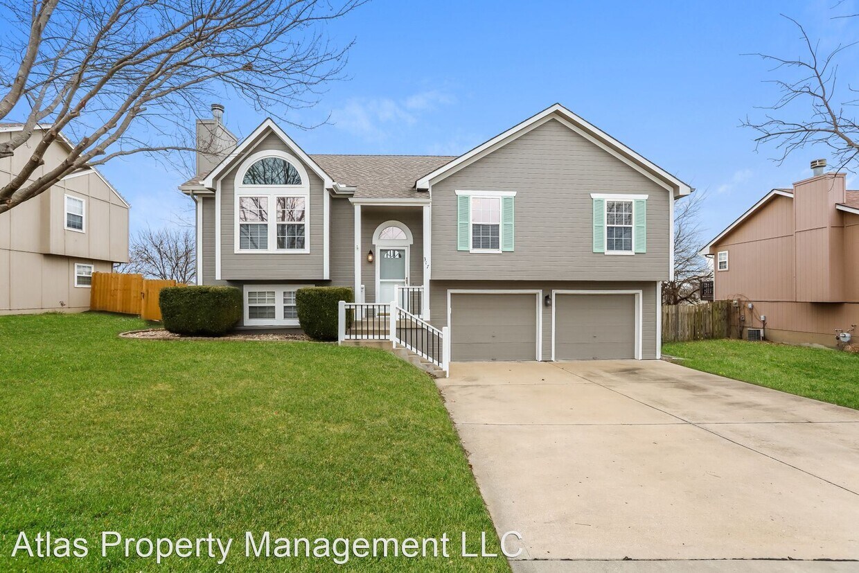 3 br, 2.5 bath House 317 South Pelham Path House for Rent in