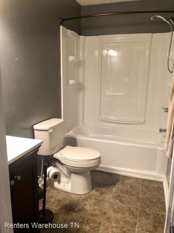 Building Photo - 4 br, 3 bath House - 1000 Lockridge Drive