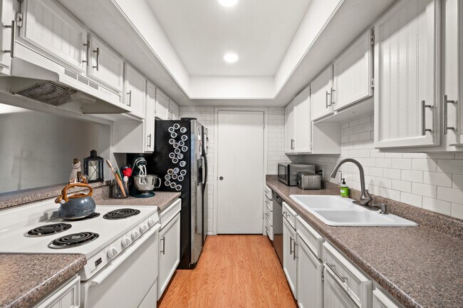 Foto del edificio - 1478 E Foxboro Dr