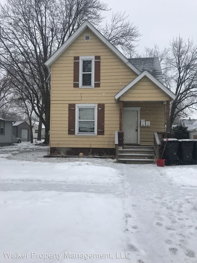 Foto principal - 815 Merrill St