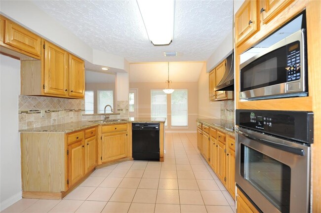Foto del edificio - 3123 Redcliff Dr