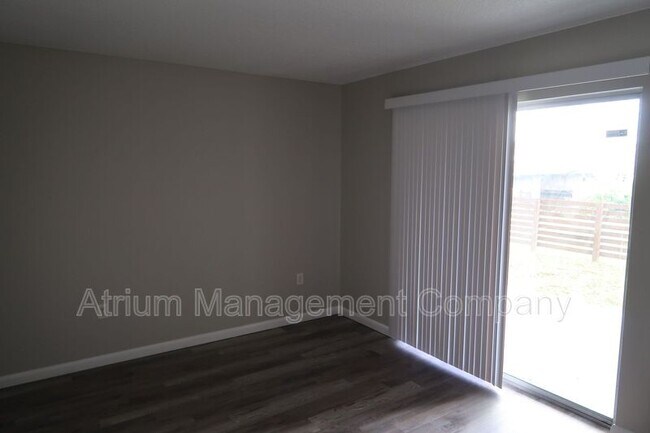 Foto del edificio - 5305 N Boulevard