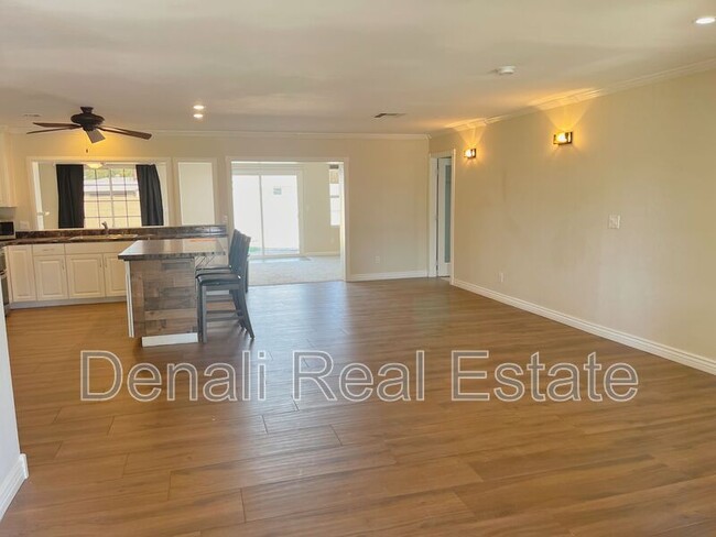 Foto del edificio - 15620 N 59th Ln