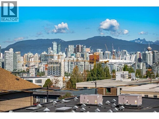 Photo du bâtiment - 55 E 10th Ave
