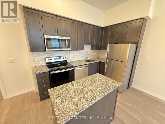 Photo du bâtiment - 3006 William Cutmore Blvd