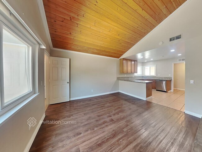 Building Photo - 5711 Arden Ave