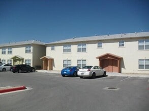 Building Photo - 10021 Railroad Dr
