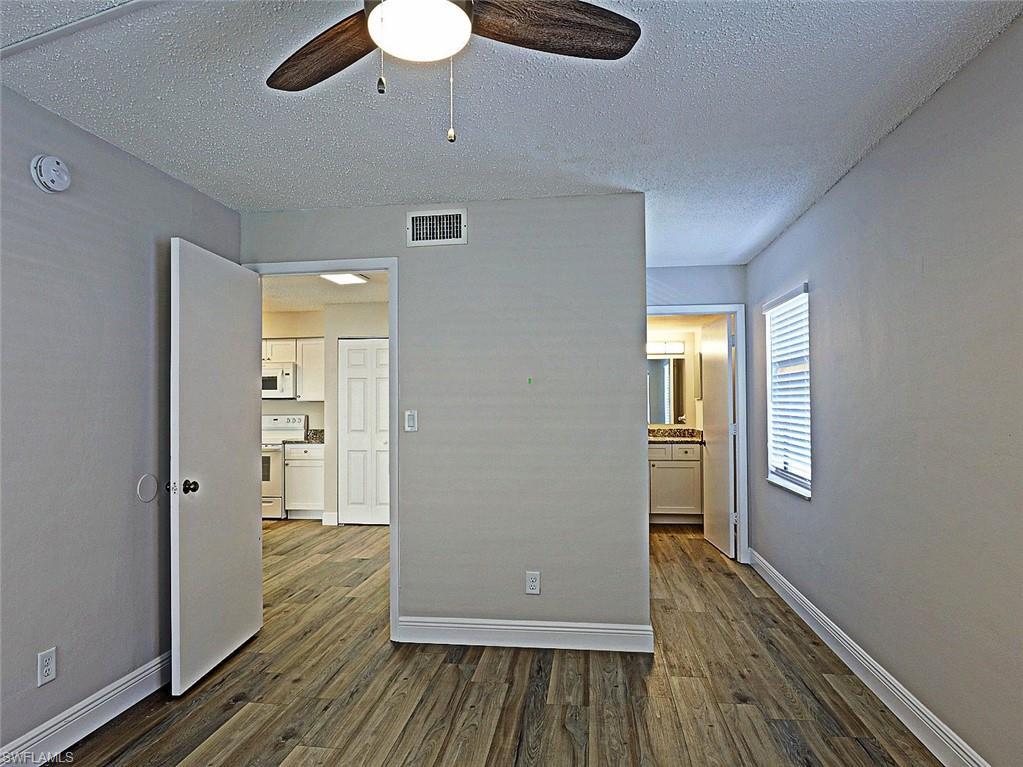 Building Photo - 5309 Summerlin Rd