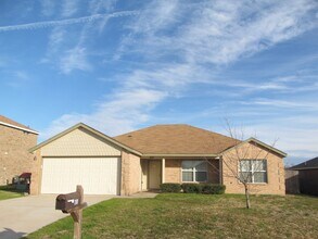 Building Photo - 2111 S Madison Ct
