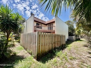 Building Photo - 8787 Live Oak Ct