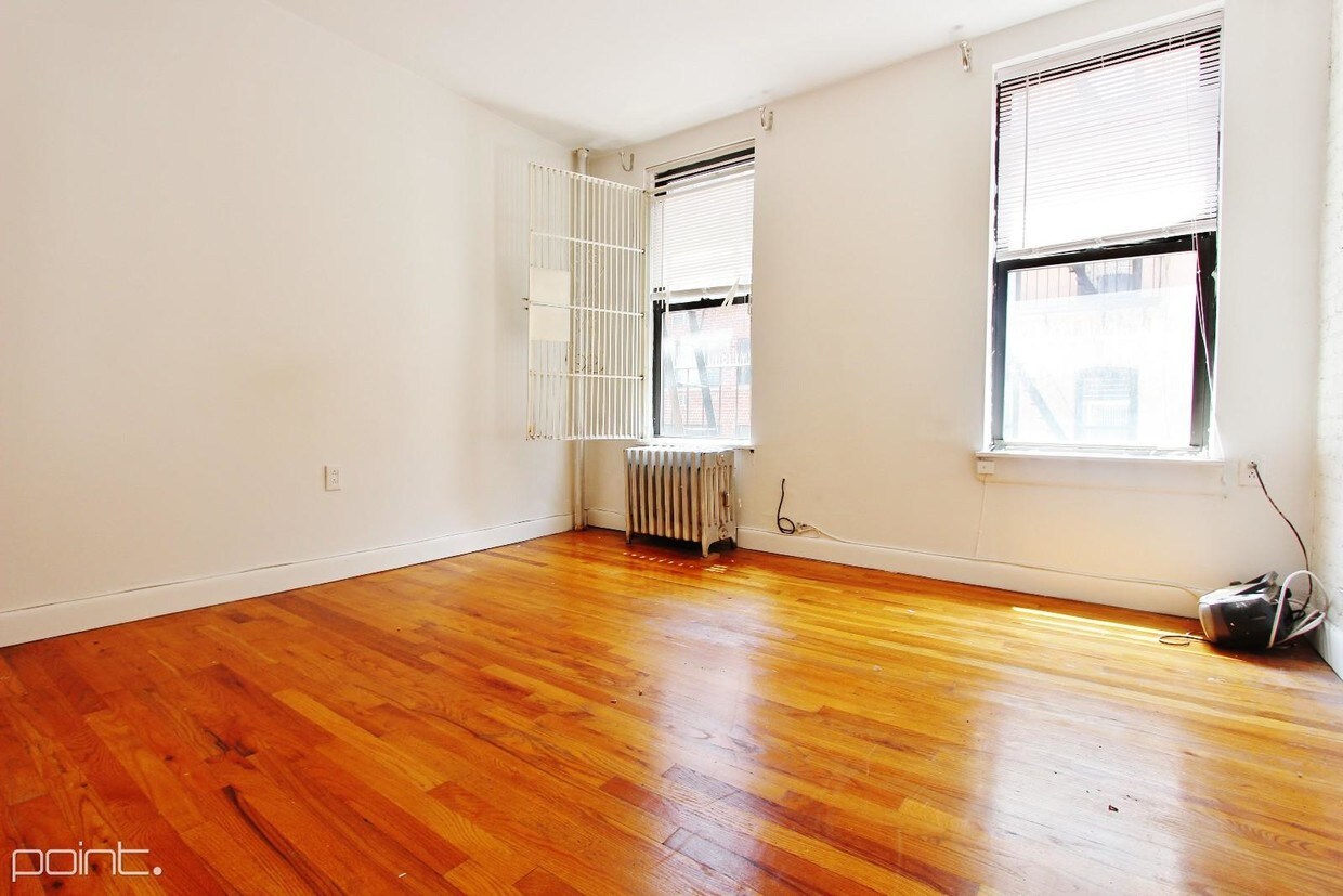 Building Photo - 436 E 76th St