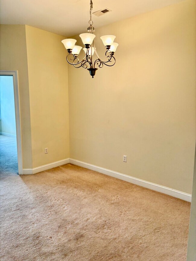 Foto del edificio - 2 bedroom/ 2 bathroom- Bennington on the Park