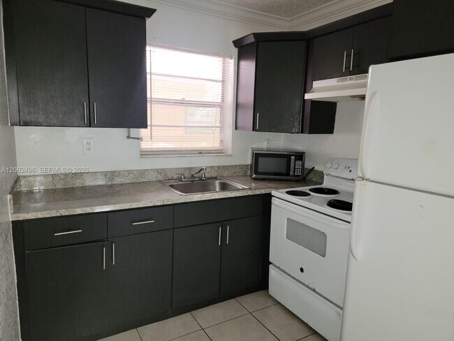 Foto del edificio - 16118 NE 21st Ave