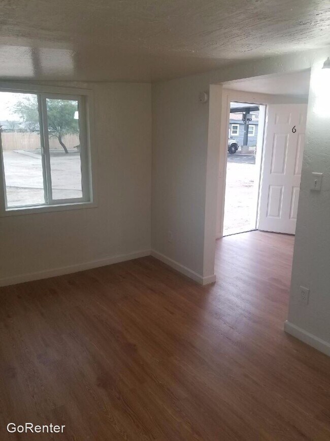 Foto del edificio - 1329 E Cinnabar Ave