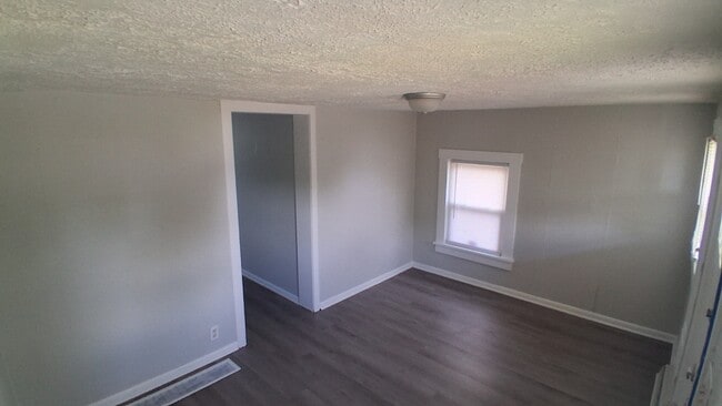 Foto del edificio - 2330 7th St NE