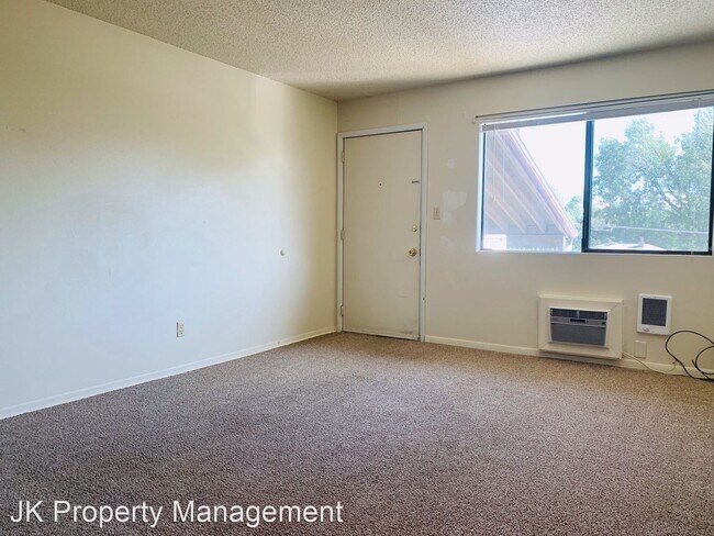 Foto del edificio - 700 2nd Ave S