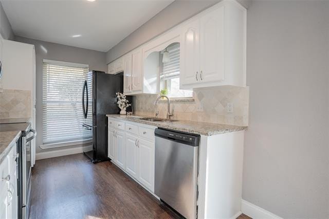 Building Photo - 1610 St James Dr