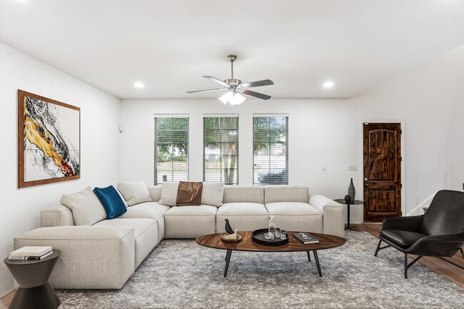 Foto del edificio - 10549 Chaucer Hill Ln