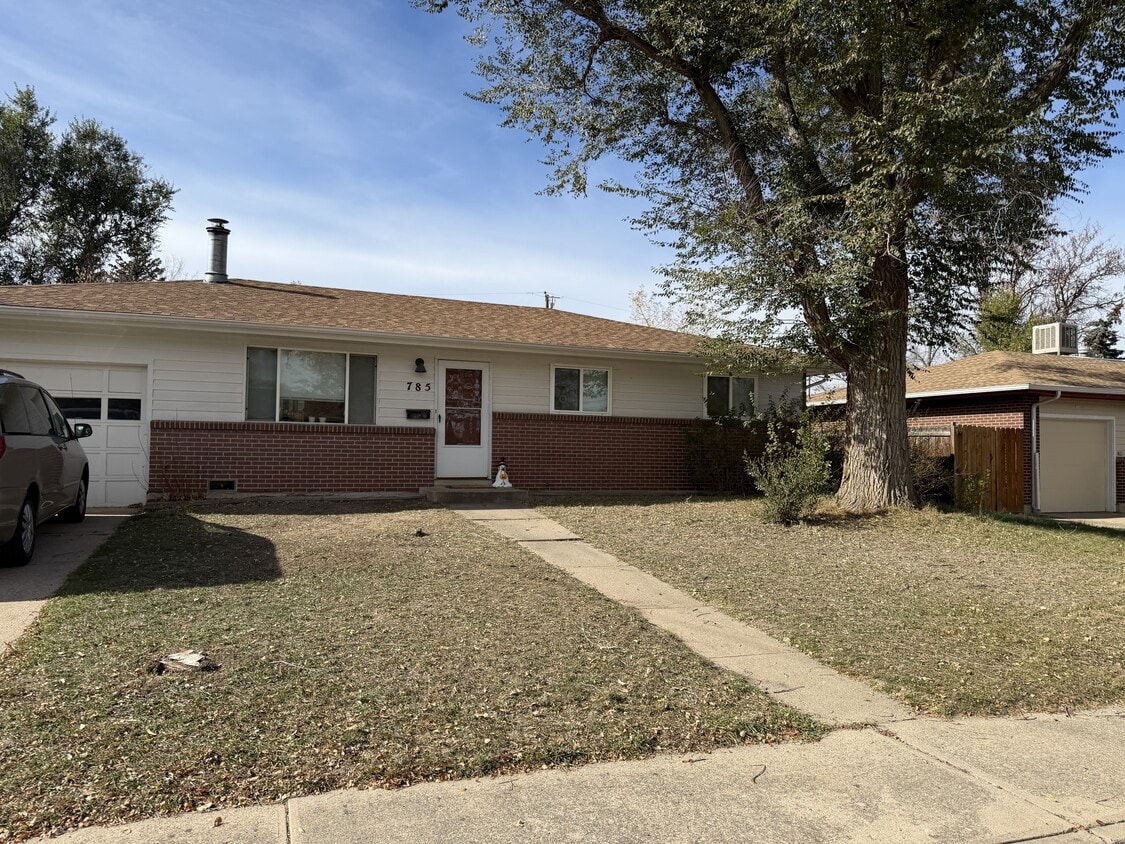 Primary Photo - 785 39th St