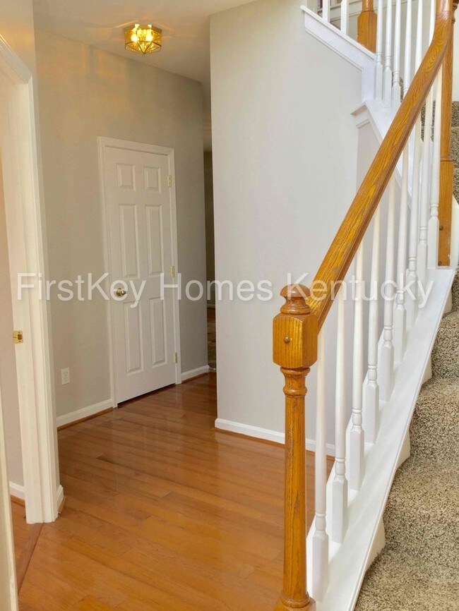 Building Photo - 106 Arlington Meadows Dr