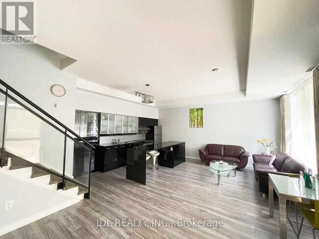 Photo du bâtiment - 25 Singer Ct