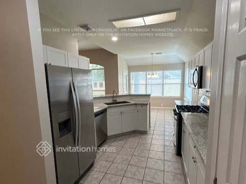 Building Photo - 2011 Louetta Oak Ct
