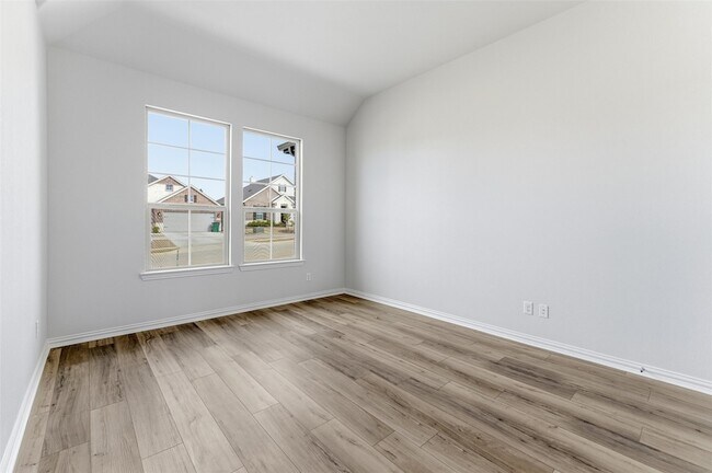 Foto del edificio - 3520 Columbus St