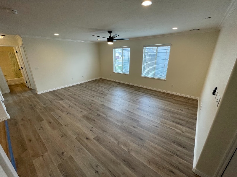 Foto principal - 3812 E Rock Creek Rd