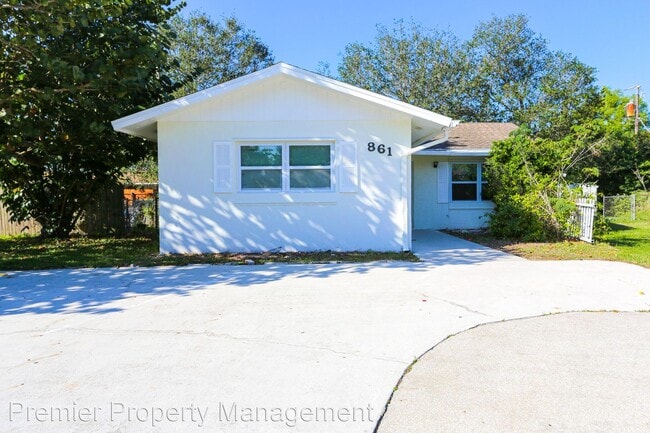 Building Photo - 2 br, 1 bath House - 861 San Remo Avenue