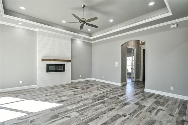 Building Photo - 9139 Parkview Cir