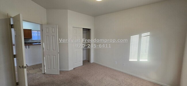 Building Photo - Newer 4 Bedroom 2 Bath Fruita