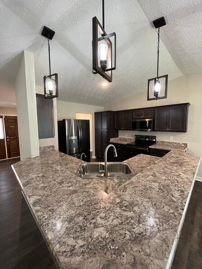 Foto del edificio - 17200 OH-739