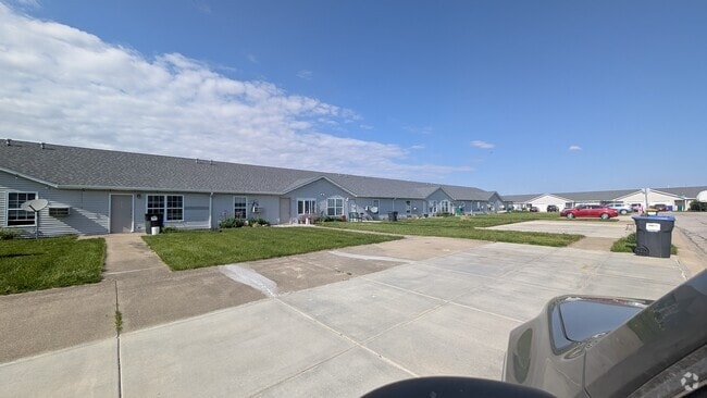 Building Photo - Madison Cottage of Benton County