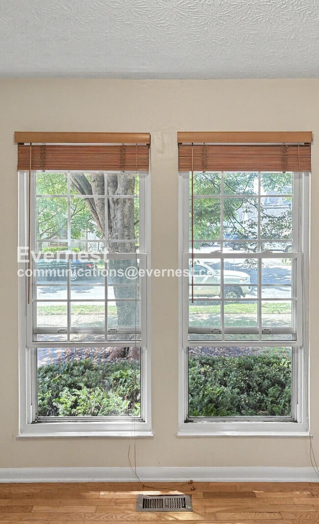 Building Photo - 1268 Michigan Ave