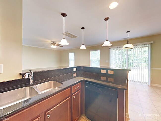 Building Photo - 2807 Old House Cir