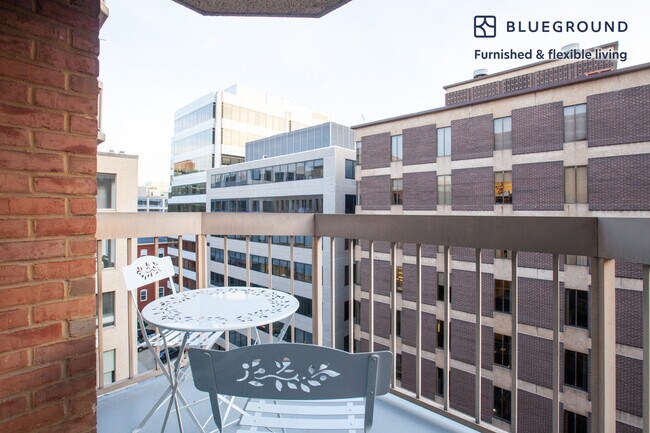 Foto del edificio - 2140 L St NW