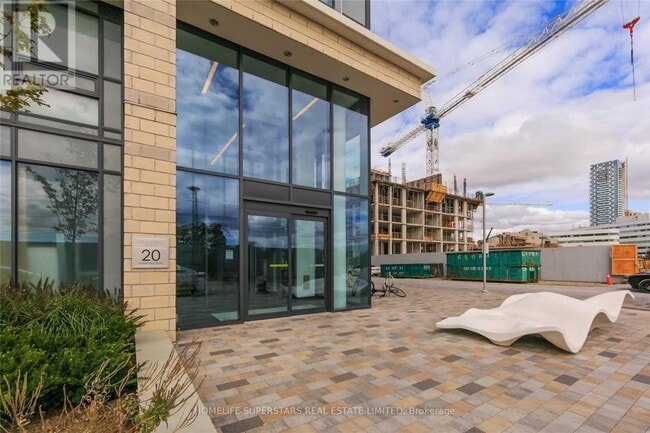Building Photo - 20 Thomas Riley Rd