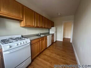 Building Photo - 2045 Commonwealth Ave Building Photo - 2045 Commonwealth Ave