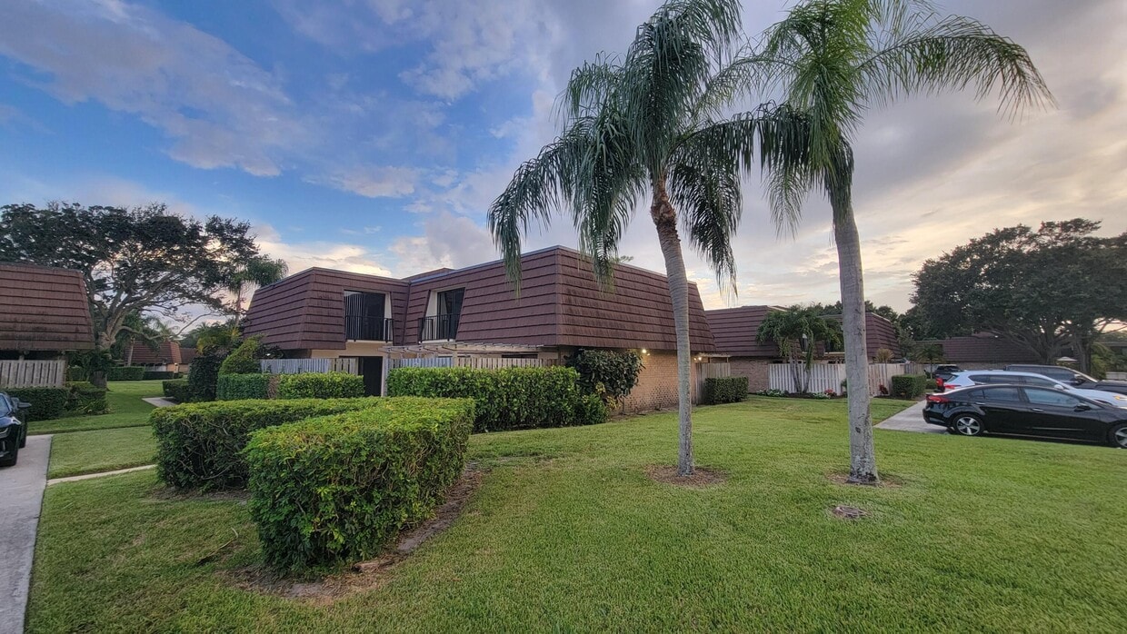 Foto principal - 606 6th Ln