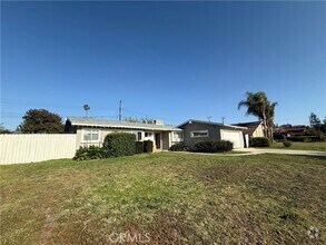 Building Photo - 1300 S Glenview Rd