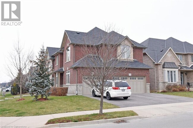 Building Photo - 20 Greti Dr