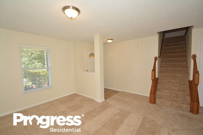 Building Photo - 6878 Merritt Ridge Way