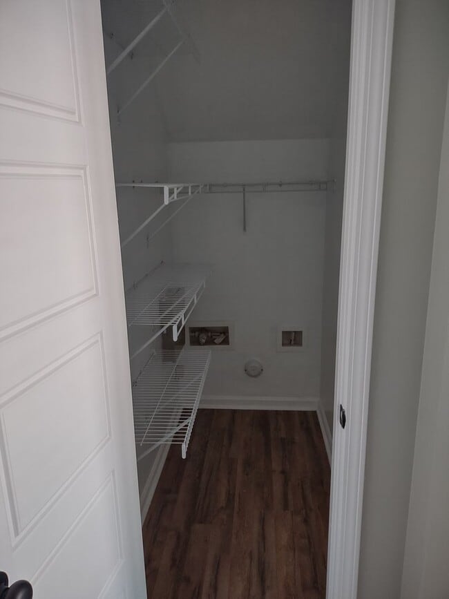 Building Photo - Start 2026 with this HOME!!!