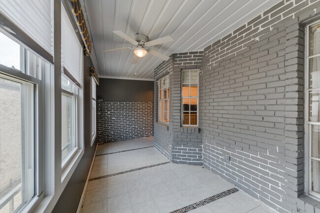 Foto del edificio - 8033 N New Braunfels Ave
